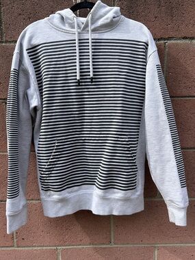 Men's Chinatown Market Gray Striped Hoodie Black Striped Front and Sleeves M